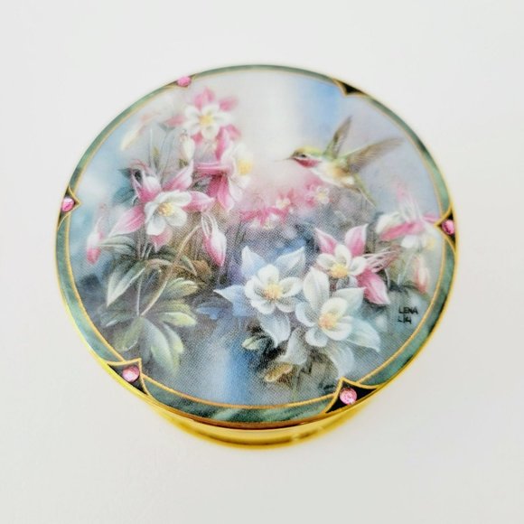 White-eared Hummingbird Music Box, Lena Liu, Pachelbel's Cannon in D, 1994 - Picture 2 of 10